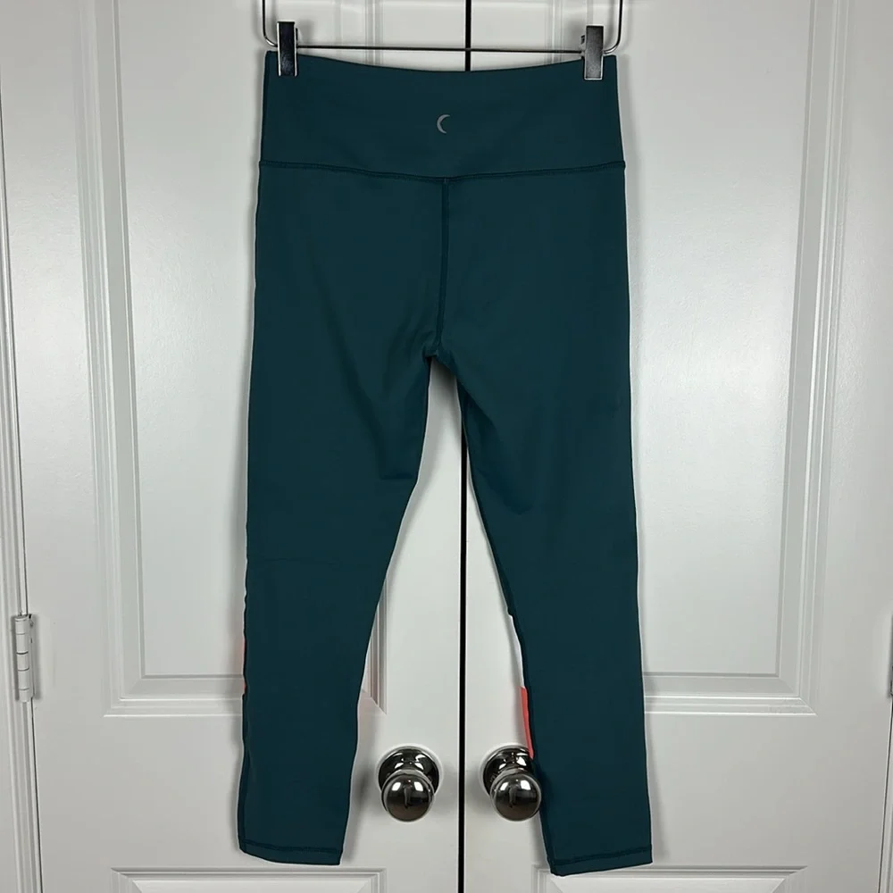 ZYIA Teal Angle Light n Tight Leggings - Picture 6 of 7